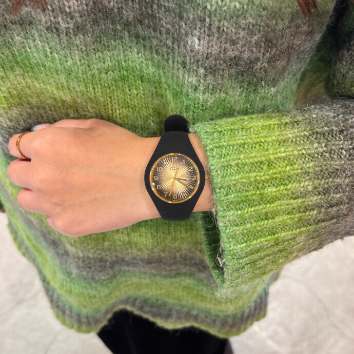 【ice watch 大人気シリーズ！】