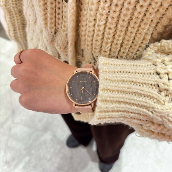 【KERB HOLZ ユニークな木目デザイン】