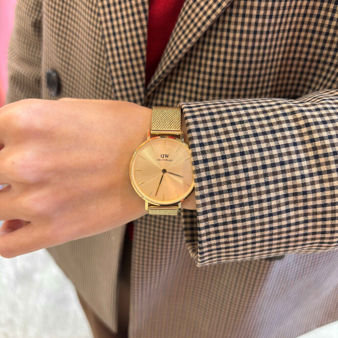 【DANIEL WELLINGTON　肌に馴染むゴールドカラー】