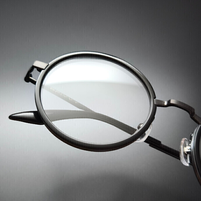 金子眼鏡店 【 SPIVVY 】 再入荷いたしました。