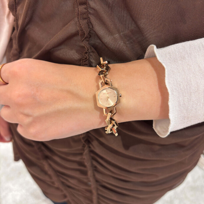 【OLIVIA BURTON アクセサリーウォッチ】